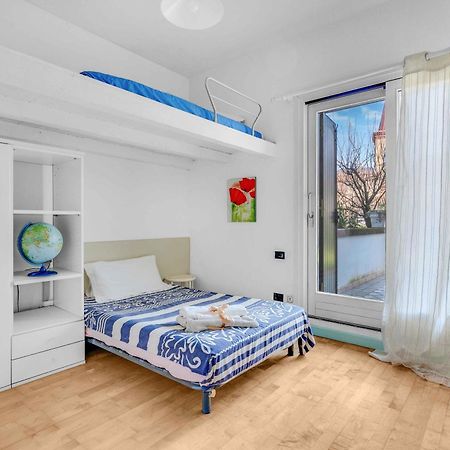 Ampia Dimora A Salo Con Parcheggio E Giardino 아파트 외부 사진