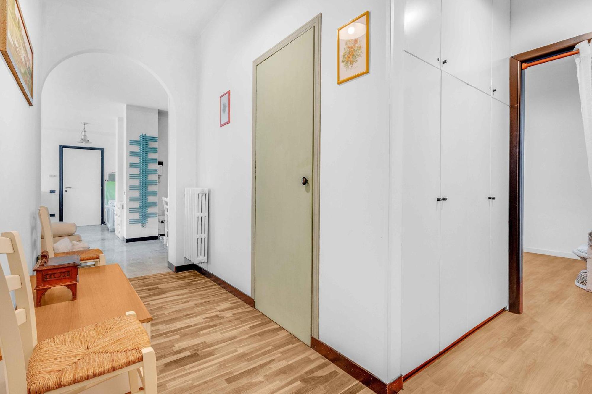 Ampia Dimora A Salo Con Parcheggio E Giardino 아파트 외부 사진